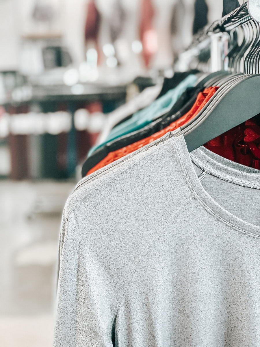 Как определить качество ткани при покупке одежды